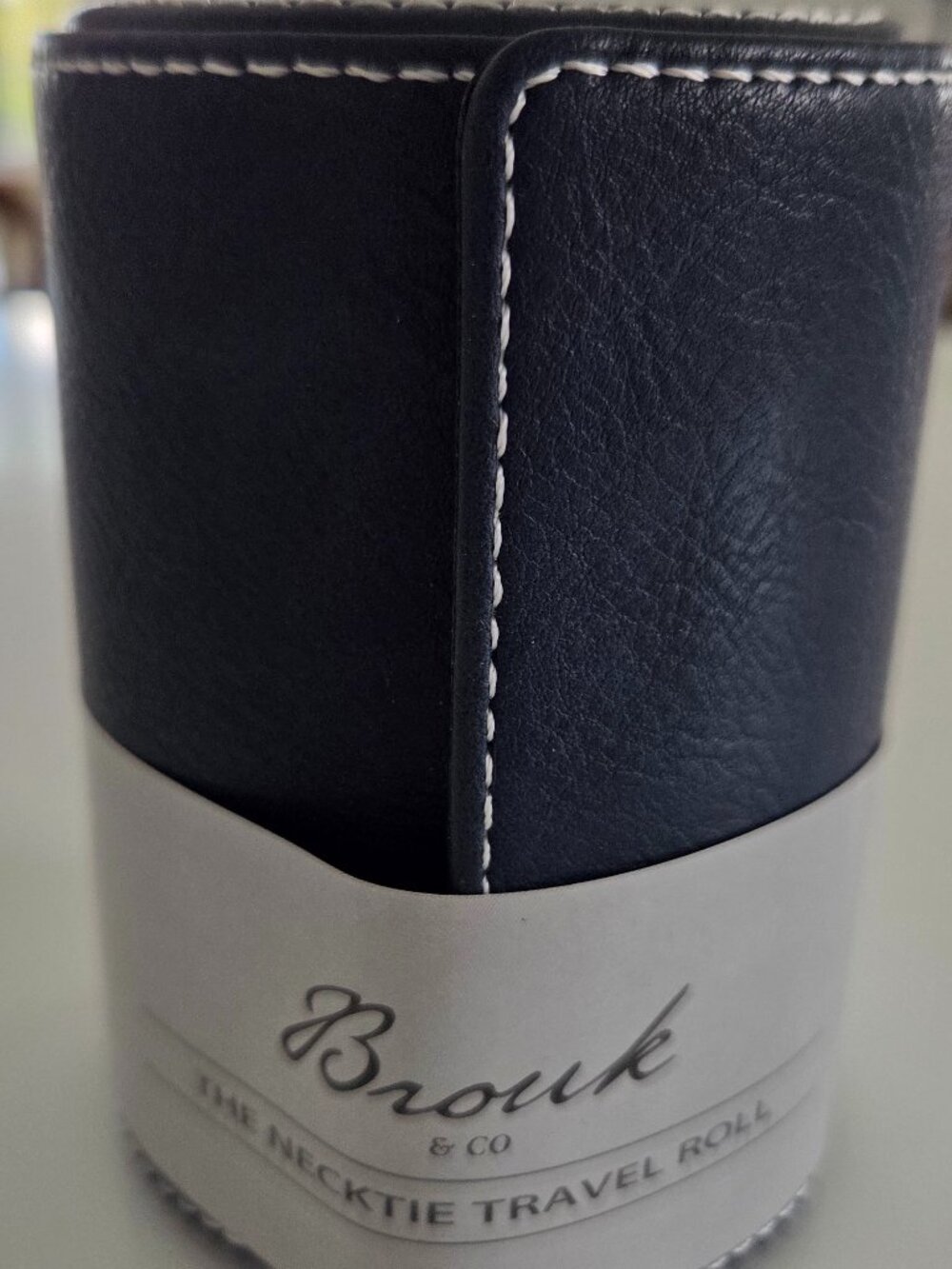NWOT Brouk & Co. Neck Tie Case